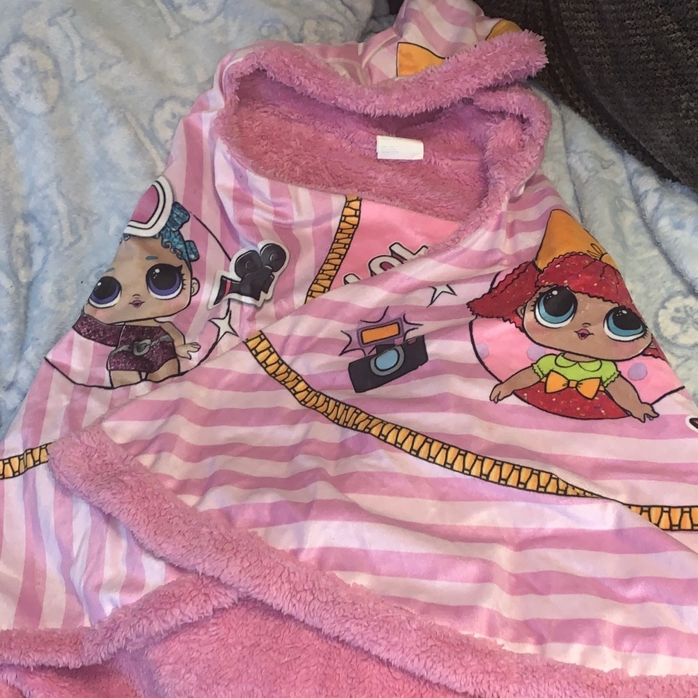 L.O.L. Surprise! Pink Kids Cape